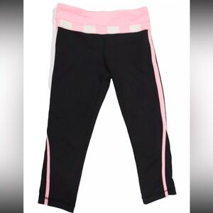 Lululemon Size 6 Black Pink Capri Leggings
